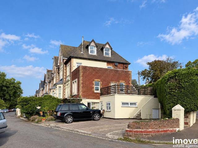 Studio for rent in Goodrington, Paignton