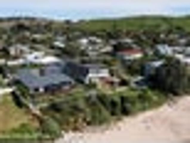House for sale in Wainui