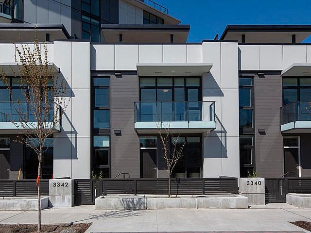 Townhouse for rent in Winfield, British Columbia