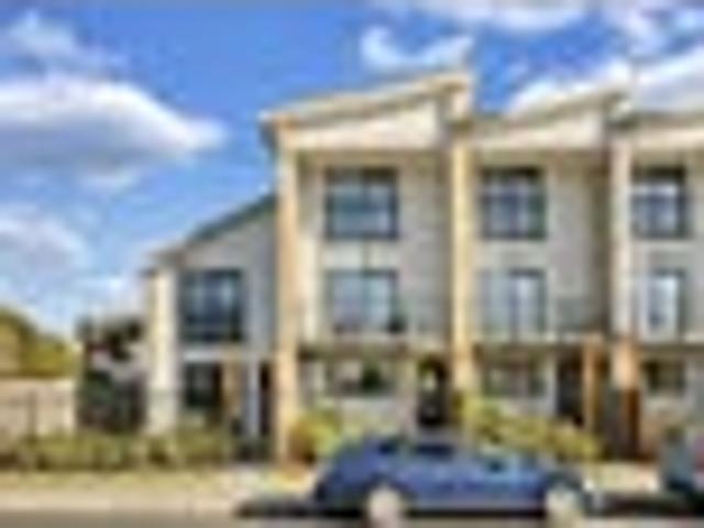 House for sale in Chaslands, Canterbury