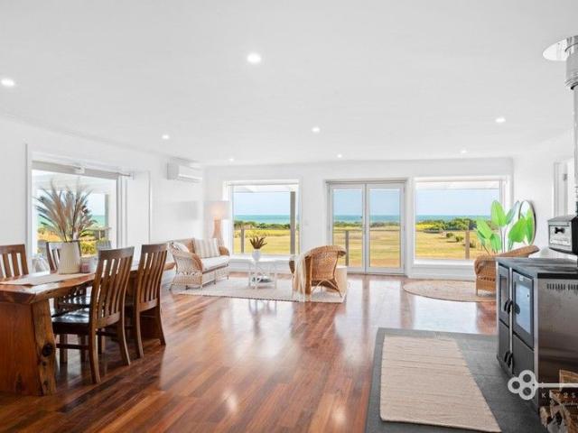 House for sale in Eight Mile Creek, South Australia