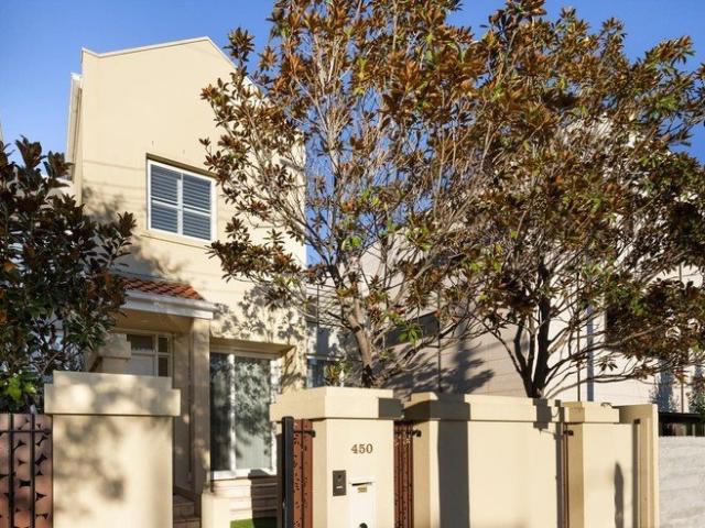 Townhouse for rent in Camerons Creek, Victoria