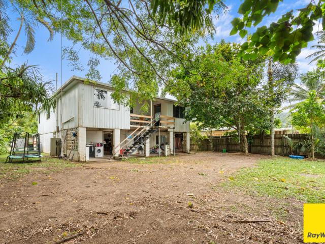 House for sale in Flying Fish Point, Queensland