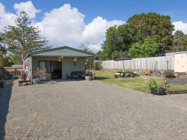 House for rent in Awhitu, Oroua County