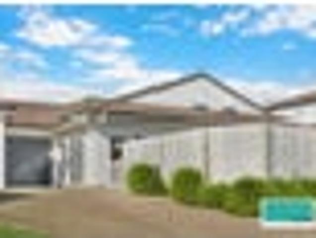 Townhouse for rent in Awhitu, Oroua County