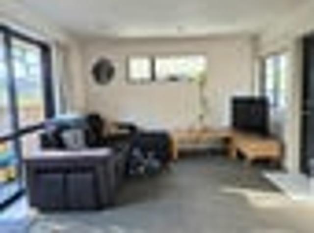 Apartment for rent in Awhitu