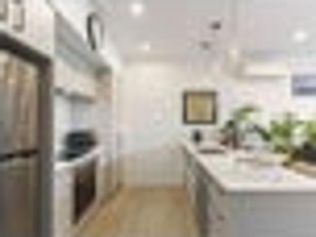 Townhouse for rent in Pine Harbour, Franklin
