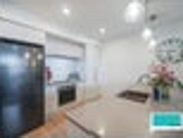 Townhouse for rent in Awhitu, Oroua County