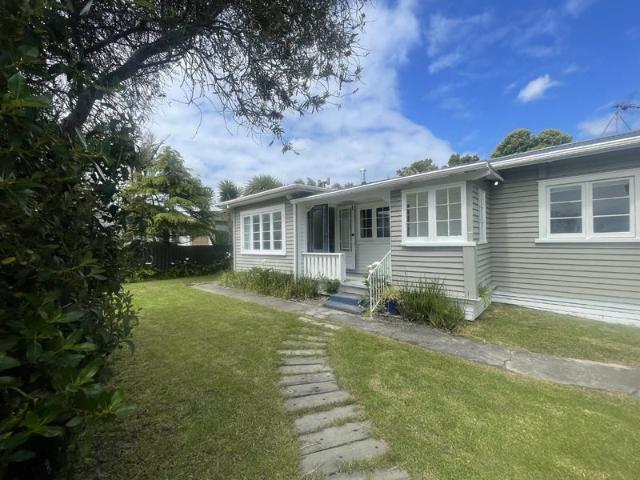 House for rent in Awhitu, Oroua County