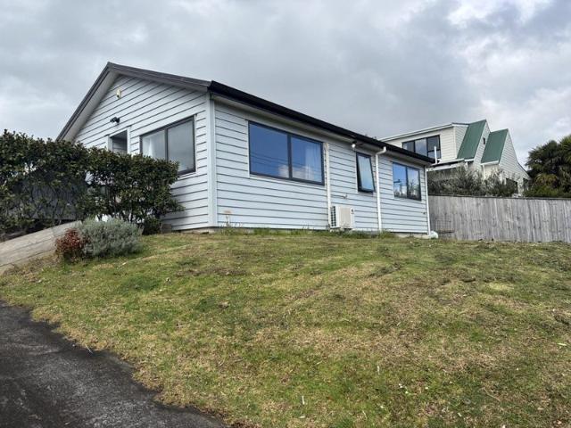 House for rent in Awhitu, Oroua County