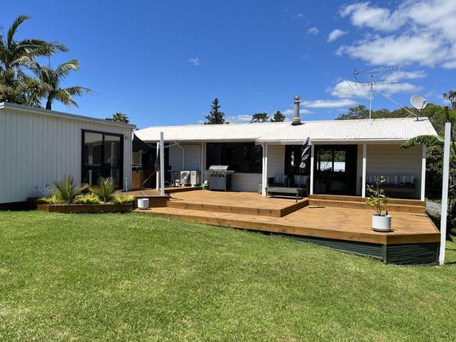 House for rent in Awhitu, Oroua County