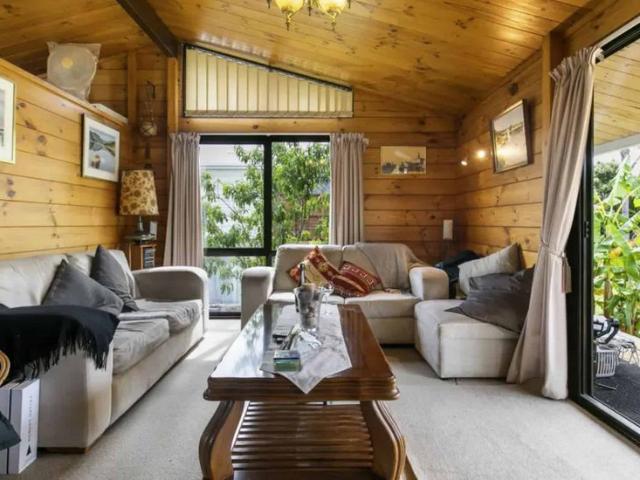 House for rent in Awhitu, Oroua County