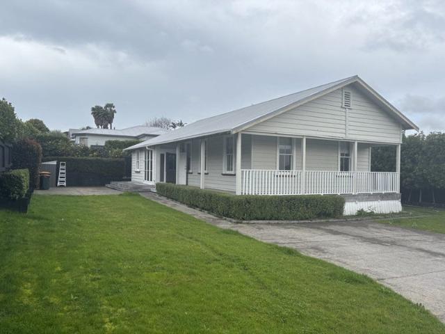 House for rent in Awhitu, Oroua County