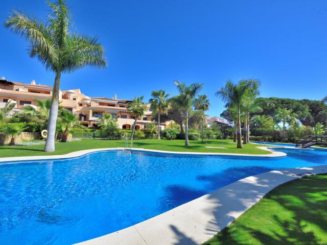Apartamento en alquiler en Costa del Sol Occidental, Andalucía