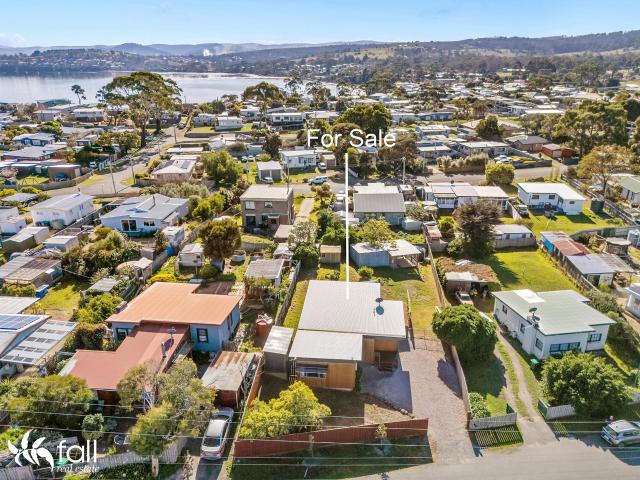 House for sale in Dodges Ferry, Tasmania
