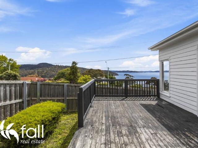 House for rent in Kingston