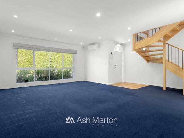 Townhouse for rent in Elwood, Melbourne