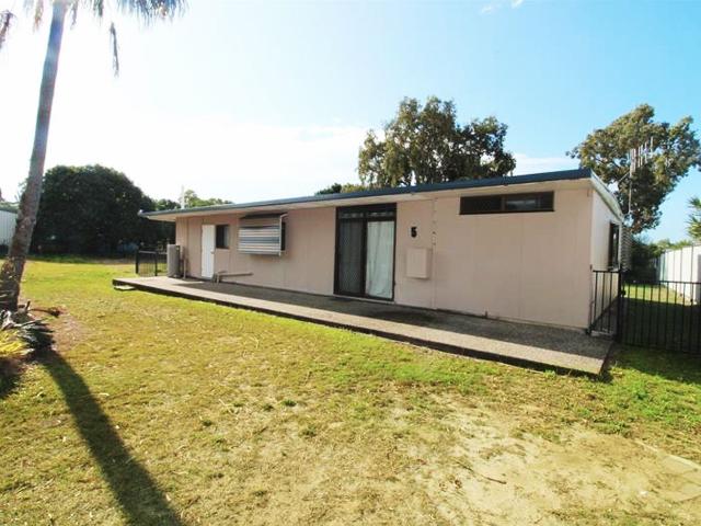 House for sale in Moore Park Beach, Queensland
