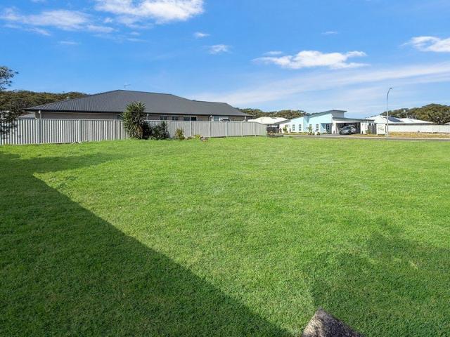 Land for sale in Dunbogan, New South Wales