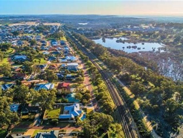 Cottage for sale in Parklands, Western Australia