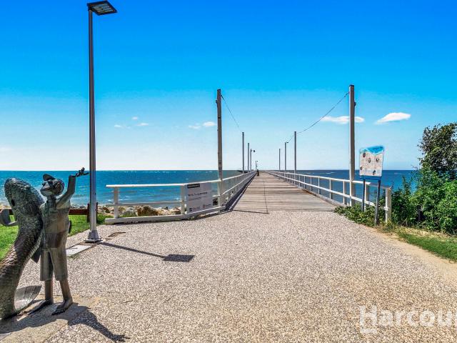 Townhouse for sale in Urangan, Queensland