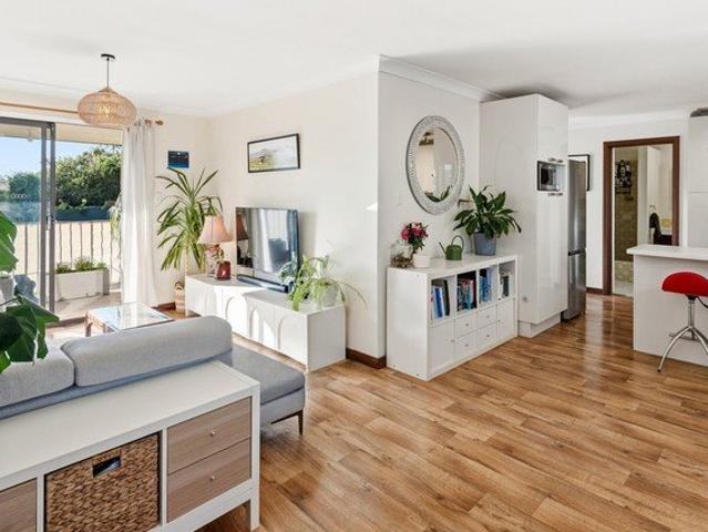 Apartment for sale in Stirling, Western Australia