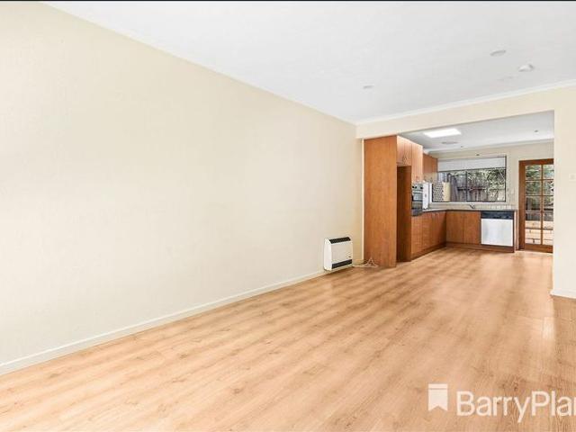 Apartment for rent in Parkdale, Melbourne