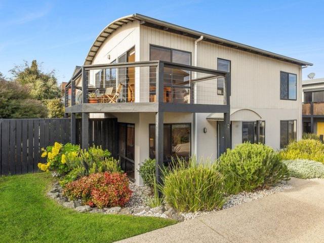 Townhouse for sale in Torquay, Victoria