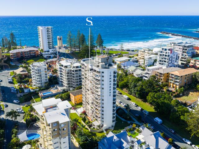 Apartment for sale in Gold Coast Mc
