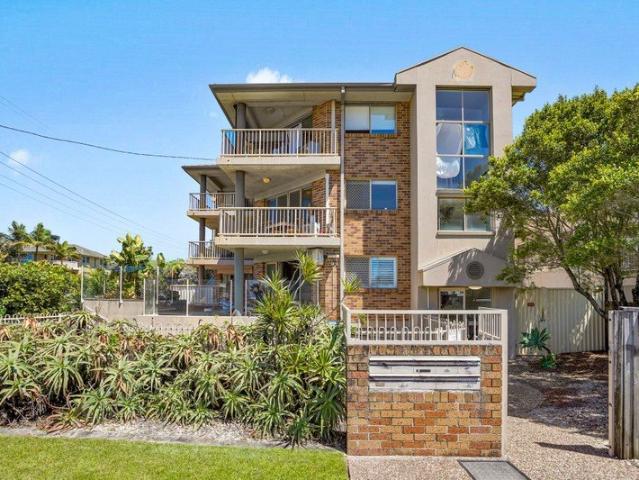 Apartment for sale in Palm Beach, Gold Coast City