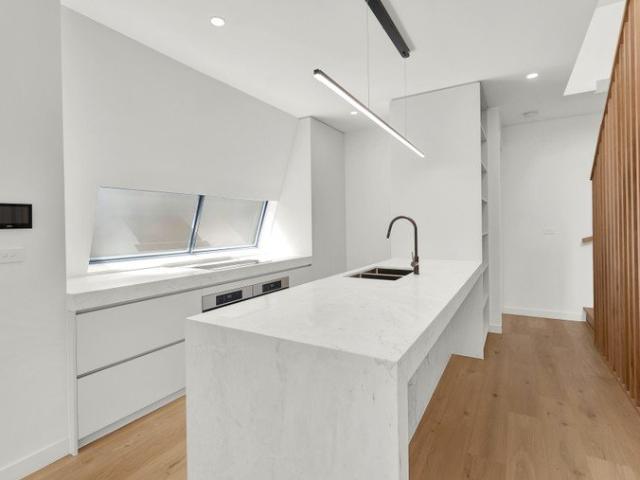 Townhouse for rent in Elwood, Melbourne