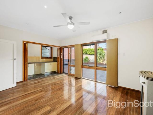 House for rent in Garden City, Melbourne