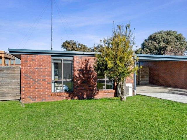 Apartment for sale in Ocean Grove, Victoria