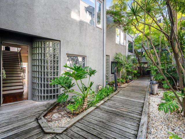 Townhouse for sale in Camerons Creek, Victoria