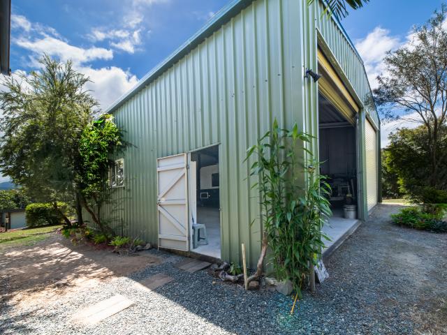 House for sale in Wilson Beach, Queensland