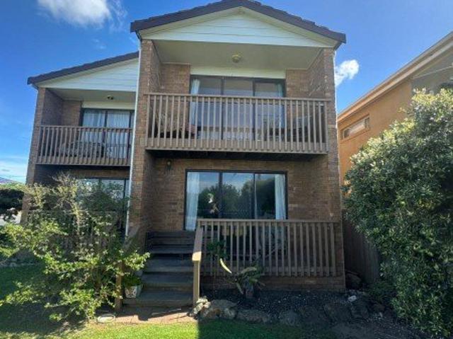 Townhouse for rent in Old Bar, New South Wales