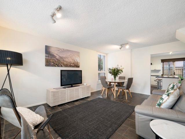 Townhouse for sale in Camerons Creek, Victoria