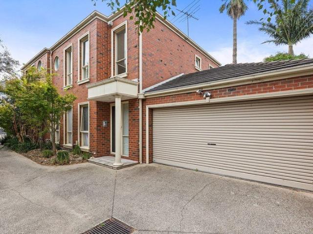 Townhouse for rent in Camerons Creek, Victoria