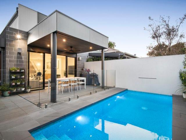 Townhouse for sale in Mentone, Melbourne