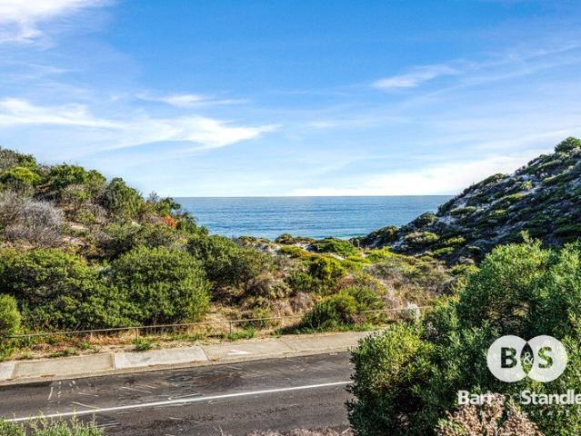 House for sale in Peppermint Grove Beach, Western Australia