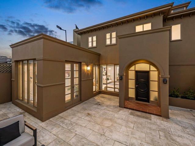 Townhouse for sale in Camerons Creek, Victoria
