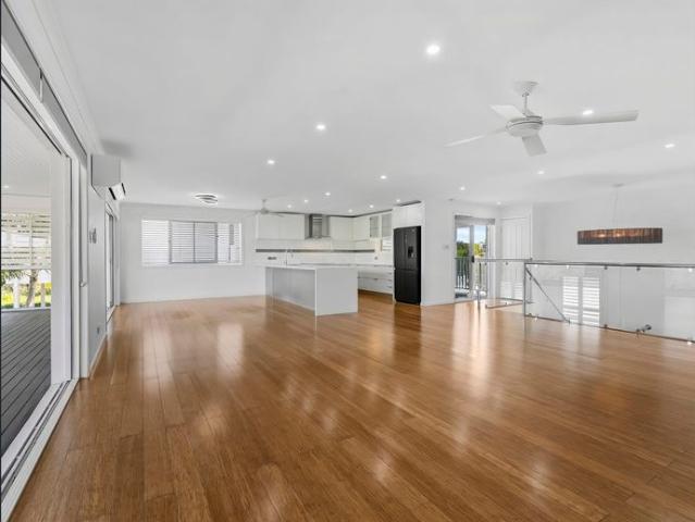 House for rent in Castaways Beach, Queensland