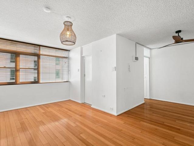 Granny Flat for rent in Wollongong West, New South Wales