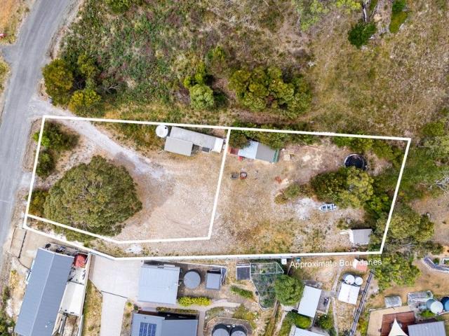Land for sale in Nubeena, Tasmania