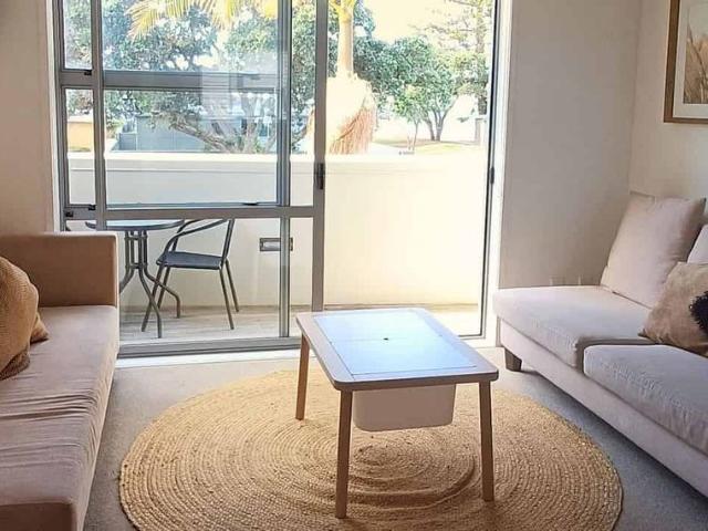 Townhouse for rent in Whangaparaoa