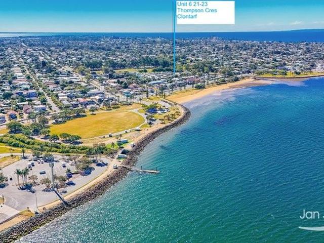 Townhouse for sale in Clontarf