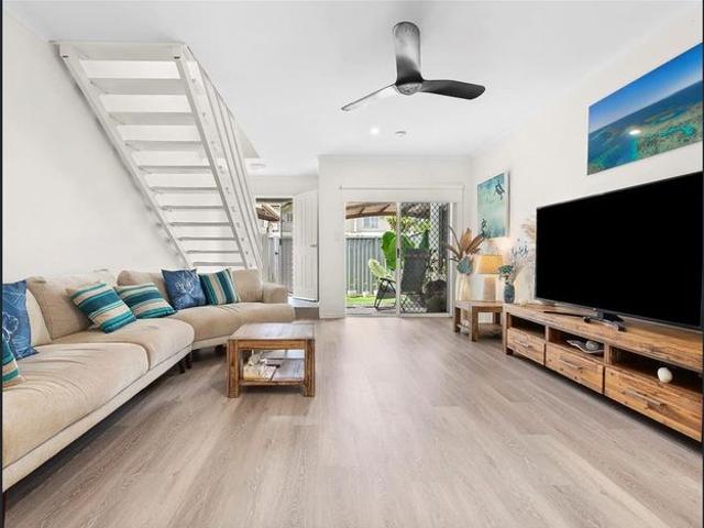 Townhouse for rent in Yorkeys Knob, Cairns Regional
