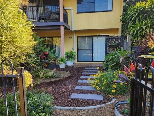 House for sale in Moore Park Beach, Queensland