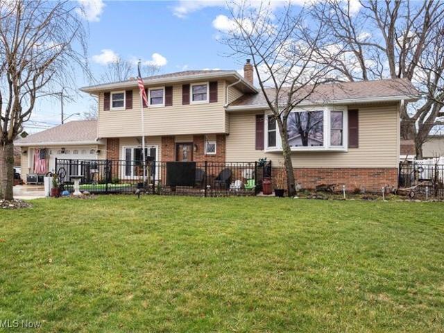 House for sale in Avon Lake