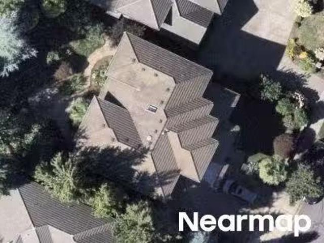House for sale in West Linn